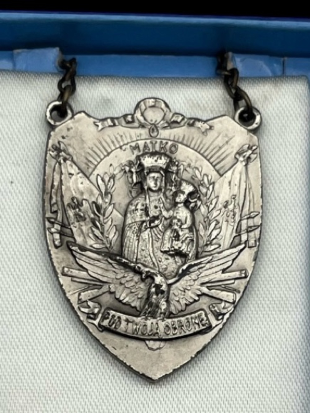 WWII Polish Patriotic Gorget Poland Patriotic rhinograph Souvenir silver tone